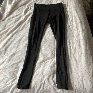Lululemon Size 4 Black Align Leggings with pockets
